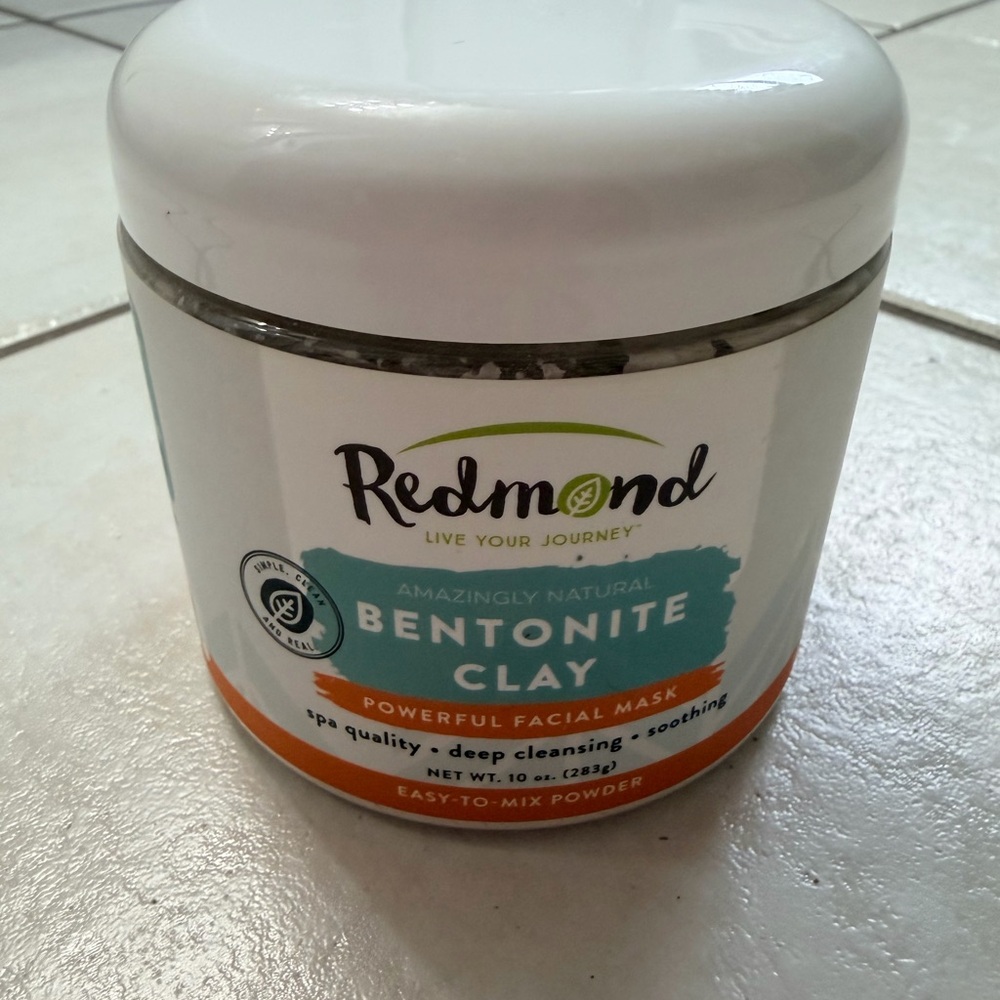 Bentonite Clay Powder Facial Mask
